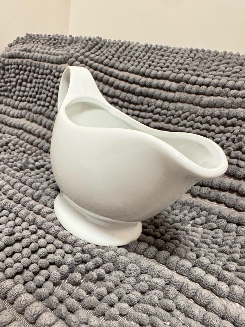 BIA Cordon Bleu White Ceramic Gravy Boat Classic Farmhouse Serveware - Picture 5 of 7